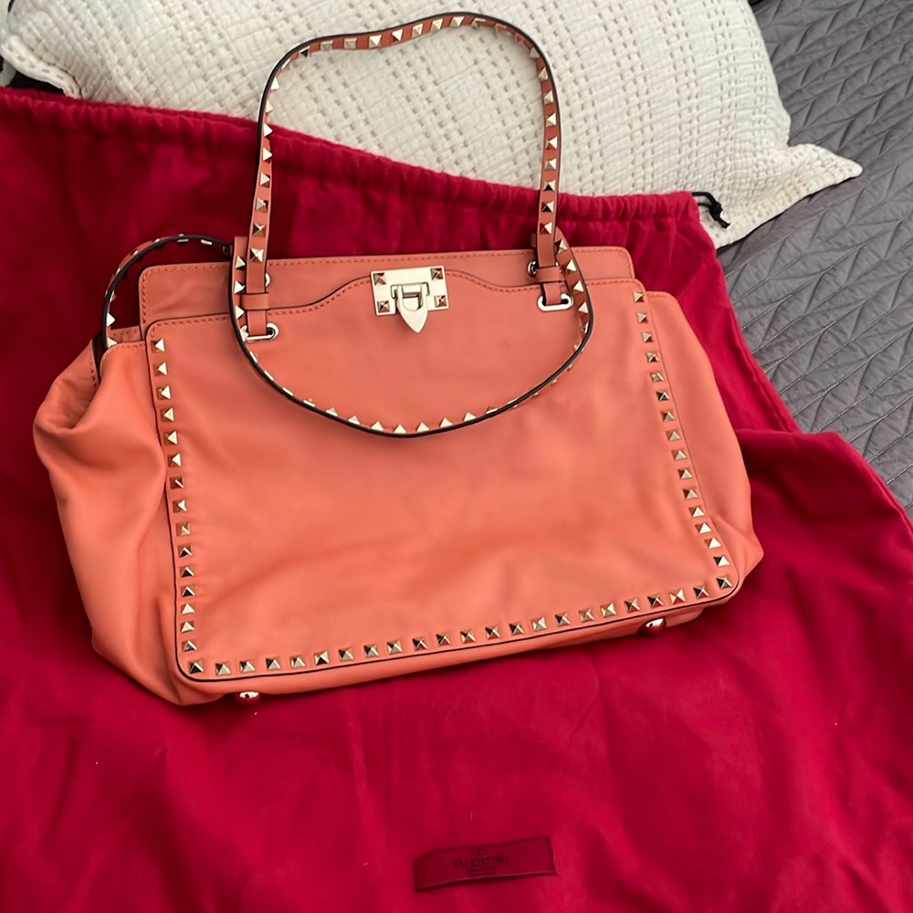 Valentino Garavani Calfskin Rockstud Bag medium